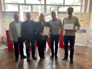 Вітаємо завідувача кафедри  ЕК ХНУРЕ, доктора економічних наук, професора Т. В. Полозову  з отриманням грамоти від Харківської обласної ради