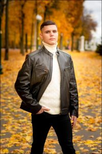 Максим Пивоваров