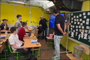 Зустріч представників кафедри ЕК з учнями 7-х класів 74 школи