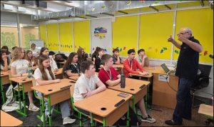Зустріч представників кафедри ЕК з учнями 7-х класів 74 школи